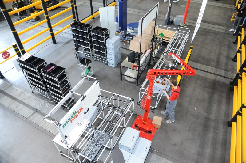 1 DSC 0806800px11062025