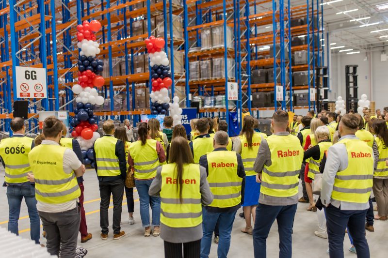 424A7066800pxraben09074