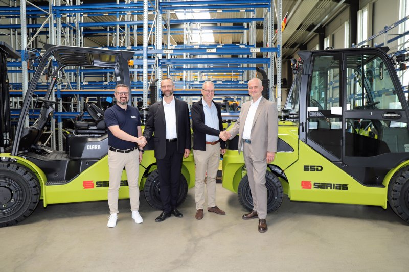 CLARK Zeppelin Polska 01800px29072025